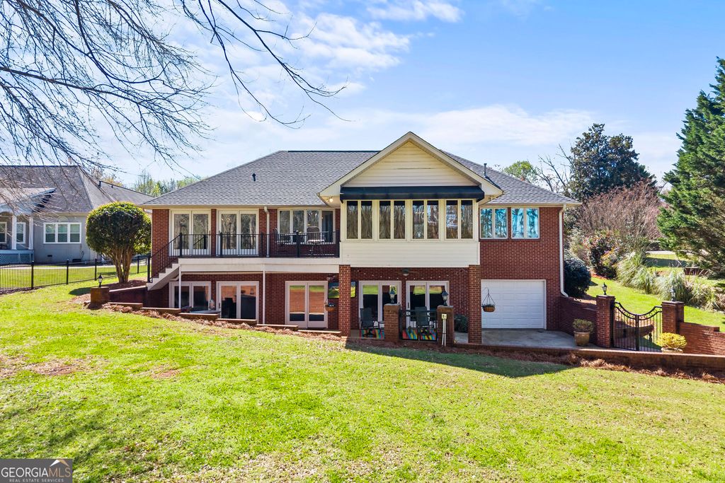 424 Capri Point, Lavonia, GA 30553 — exterior