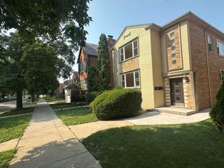10508 S Claremont Avenue 1, Chicago, IL 60643