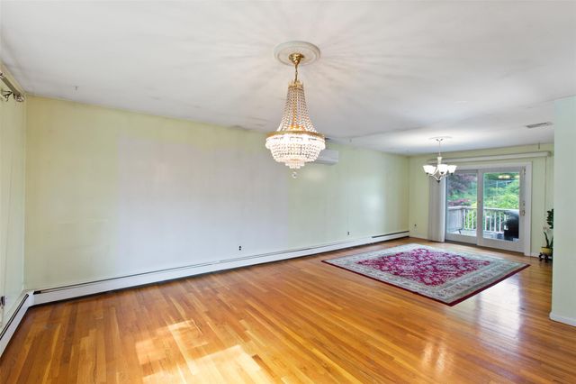 3271 Old Yorktown Road, Yorktown Heights, NY 10598