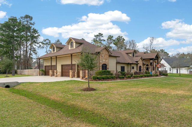 2101 Woodlink Court, Huffman, TX 77336