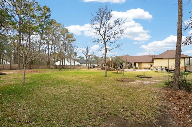 2101 Woodlink Court, Huffman, TX 77336