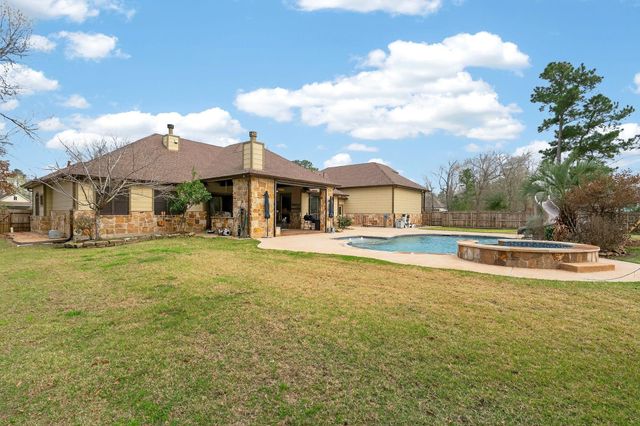 2101 Woodlink Court, Huffman, TX 77336