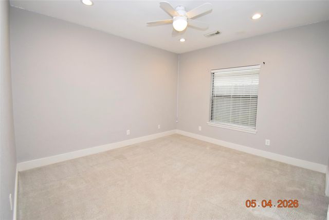 421 Creekside Drive, League City, TX 77573