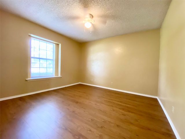 223 Woodcrest Drive, Richardson, TX 75080