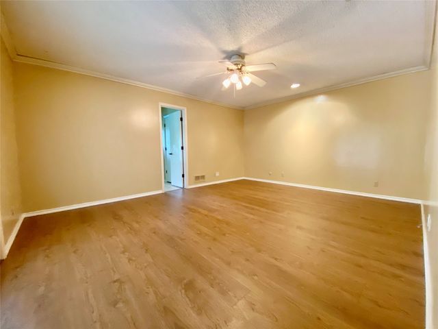 223 Woodcrest Drive, Richardson, TX 75080