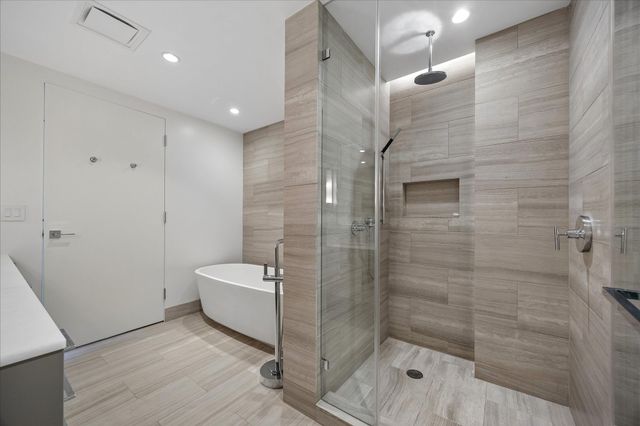 3433 Westheimer Road 804, Houston, TX 77027