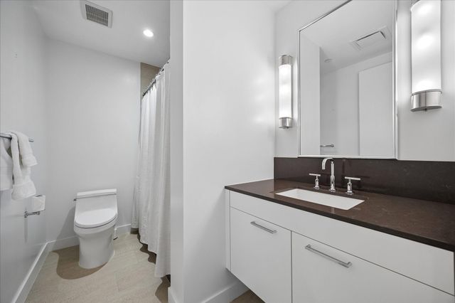 3433 Westheimer Road 804, Houston, TX 77027