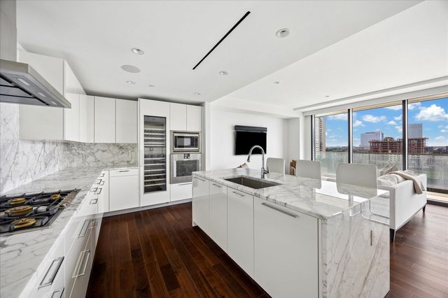 3433 Westheimer Road 804, Houston, TX 77027