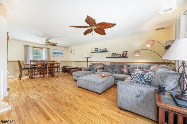 10 Hummingbird Trl, Vernon Twp., NJ 07422