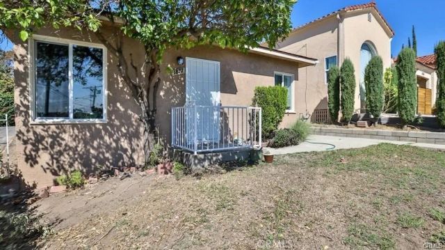 1877 S Cloverdale, Los Angeles, CA 90019
