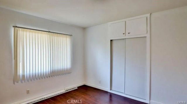 1877 S Cloverdale, Los Angeles, CA 90019