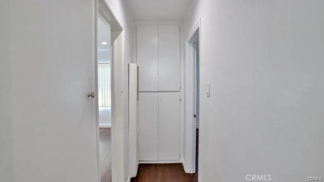 1877 S Cloverdale, Los Angeles, CA 90019