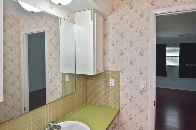 430 CLOVER ROAD, Venice, FL 34293