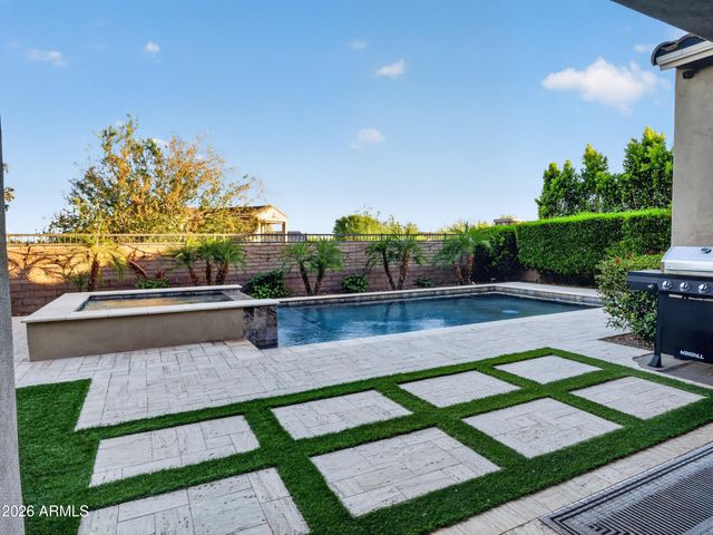 12879 W Pasaro Drive, Peoria, AZ 85383