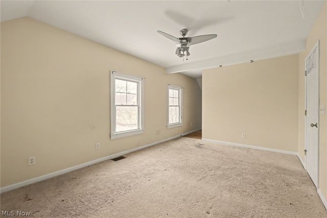 1474 Winchester Avenue, Lakewood, OH 44107