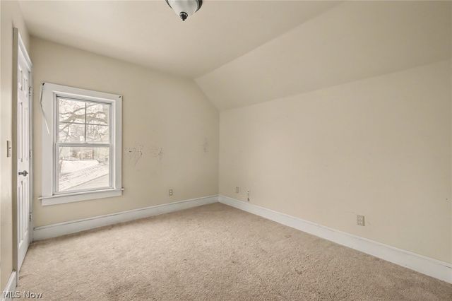 1474 Winchester Avenue, Lakewood, OH 44107