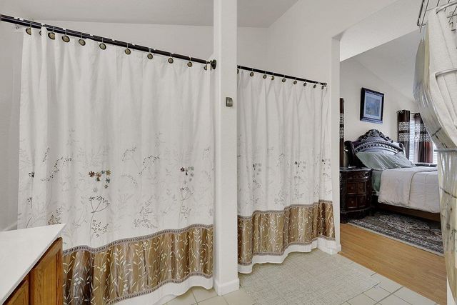 8401 Carriage Oaks Way, Antelope, CA 95843