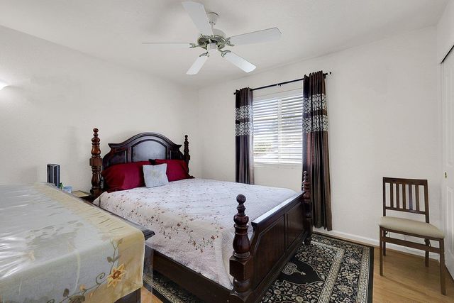 8401 Carriage Oaks Way, Antelope, CA 95843