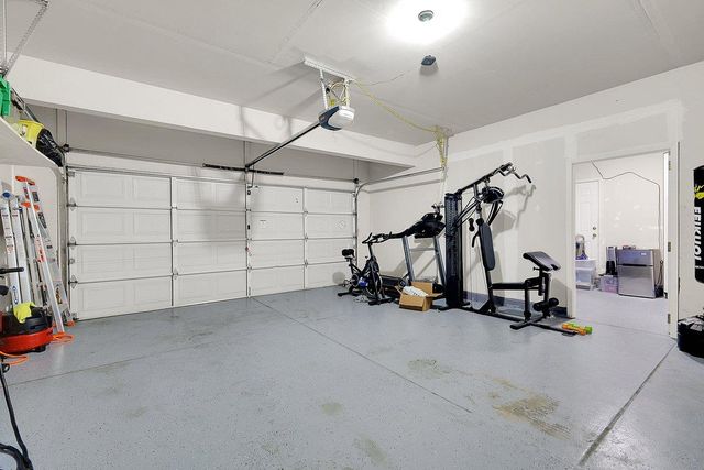 8401 Carriage Oaks Way, Antelope, CA 95843