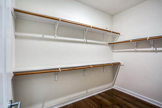 6800 Menchaca RD 17, Austin, TX 78745