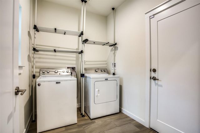 6800 Menchaca RD 17, Austin, TX 78745