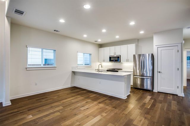 6800 Menchaca RD 17, Austin, TX 78745