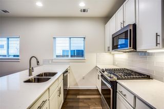 6800 Menchaca RD 17, Austin, TX 78745