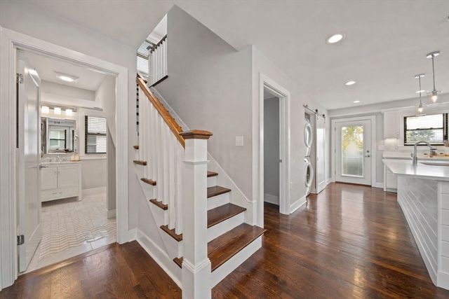 37 Bay State Road 37, Quincy, MA 02171