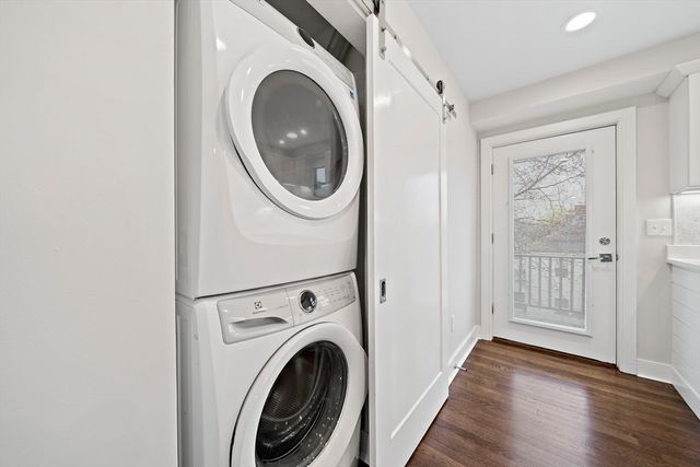 37 Bay State Road 37, Quincy, MA 02171