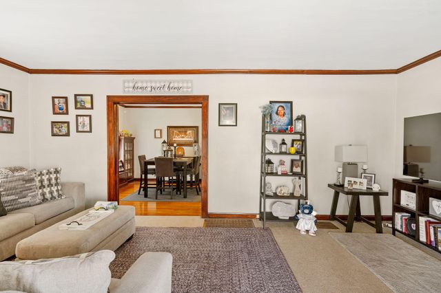 702 4TH ST, Boonville, MO 65233