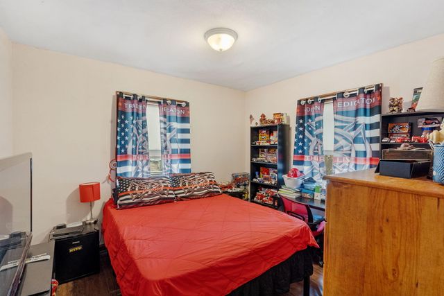 702 4TH ST, Boonville, MO 65233