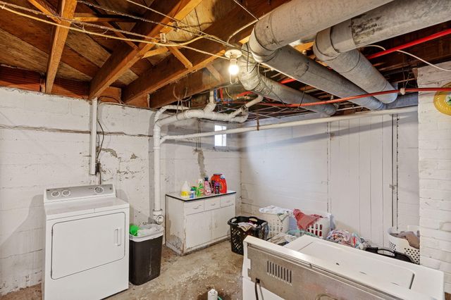 702 4TH ST, Boonville, MO 65233