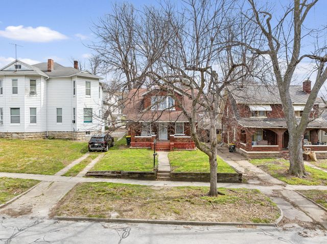 702 4TH ST, Boonville, MO 65233