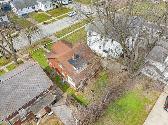 702 4TH ST, Boonville, MO 65233