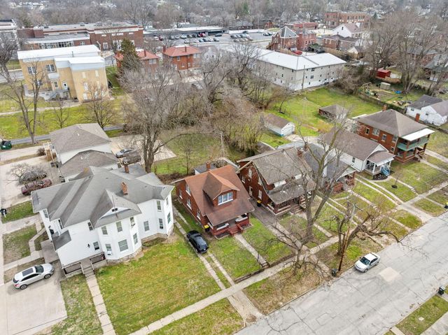 702 4TH ST, Boonville, MO 65233