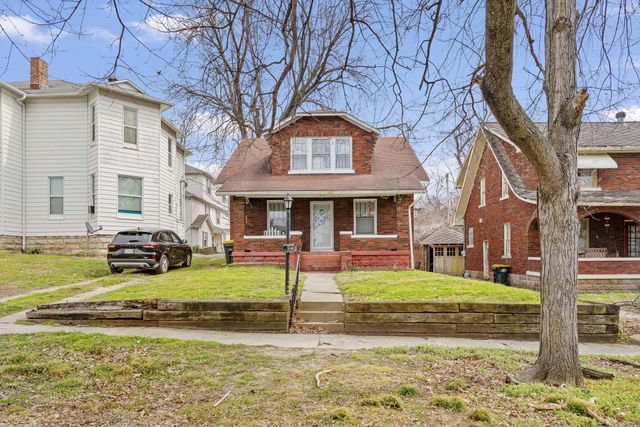 702 4TH ST, Boonville, MO 65233