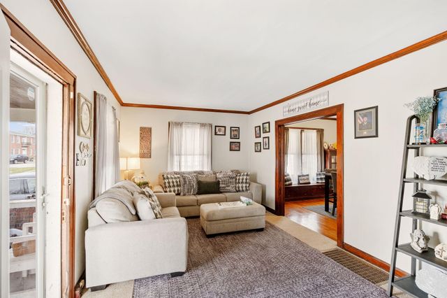 702 4TH ST, Boonville, MO 65233