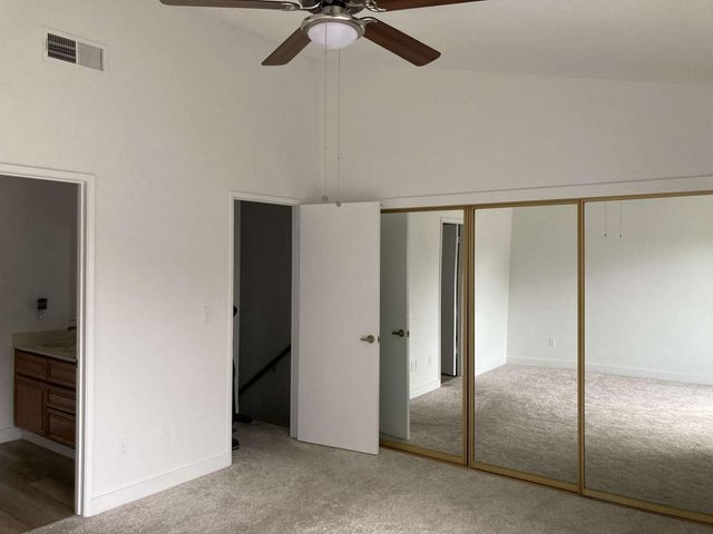 8086 Briar Ridge Ln, Citrus Heights, CA 95610