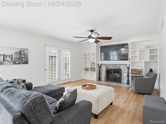 42610 Colorado Drive, Clinton Charter Township, MI 48036