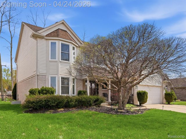 42610 Colorado Drive, Clinton Charter Township, MI 48036