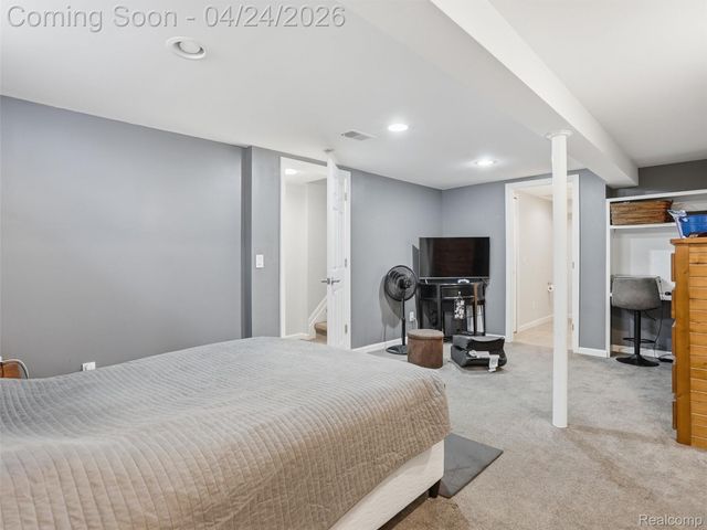 42610 Colorado Drive, Clinton Charter Township, MI 48036