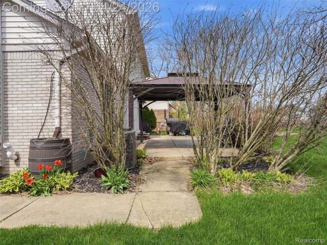 42610 Colorado Drive, Clinton Charter Township, MI 48036