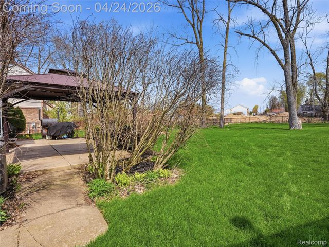 42610 Colorado Drive, Clinton Charter Township, MI 48036