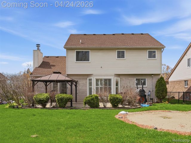 42610 Colorado Drive, Clinton Charter Township, MI 48036
