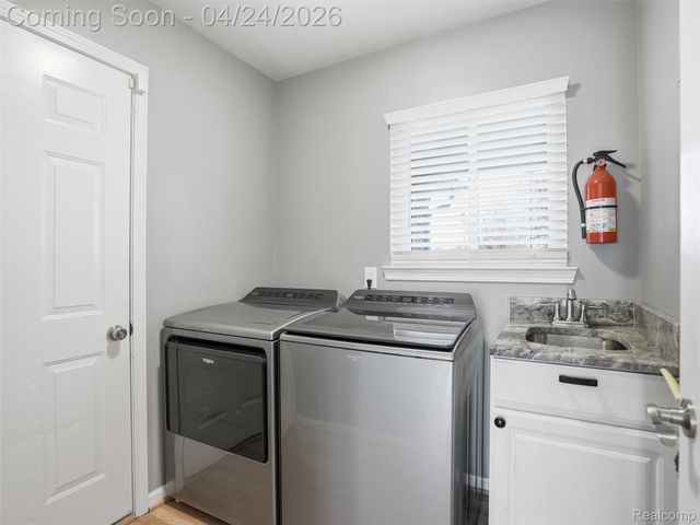 42610 Colorado Drive, Clinton Charter Township, MI 48036