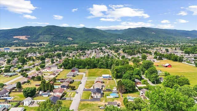 1012 Southgate Drive Extension, Elizabethton, TN 37643