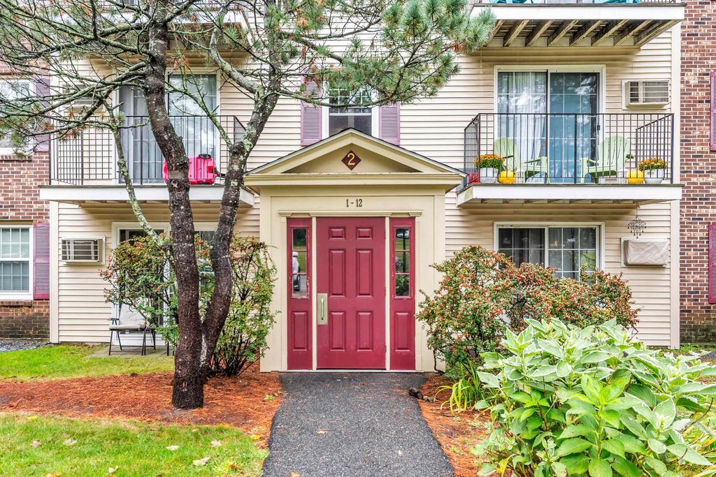 2 Autumn Leaf Dr Apt 6, Nashua, NH 03060