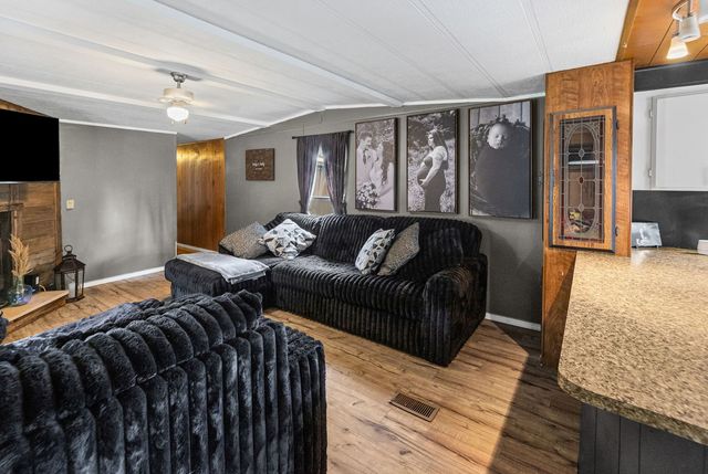 1837 Lackey Lane, Centralia, IL 62801