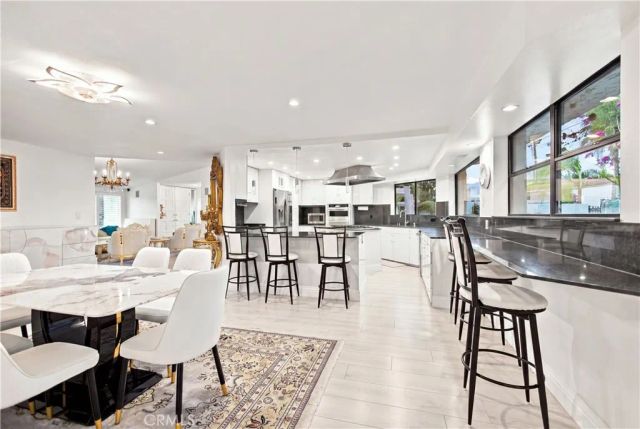 433 N Orchid Tree, Palm Springs, CA 92262