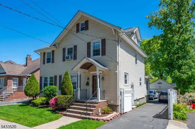 690 Garden St, Maywood Boro, NJ 07607